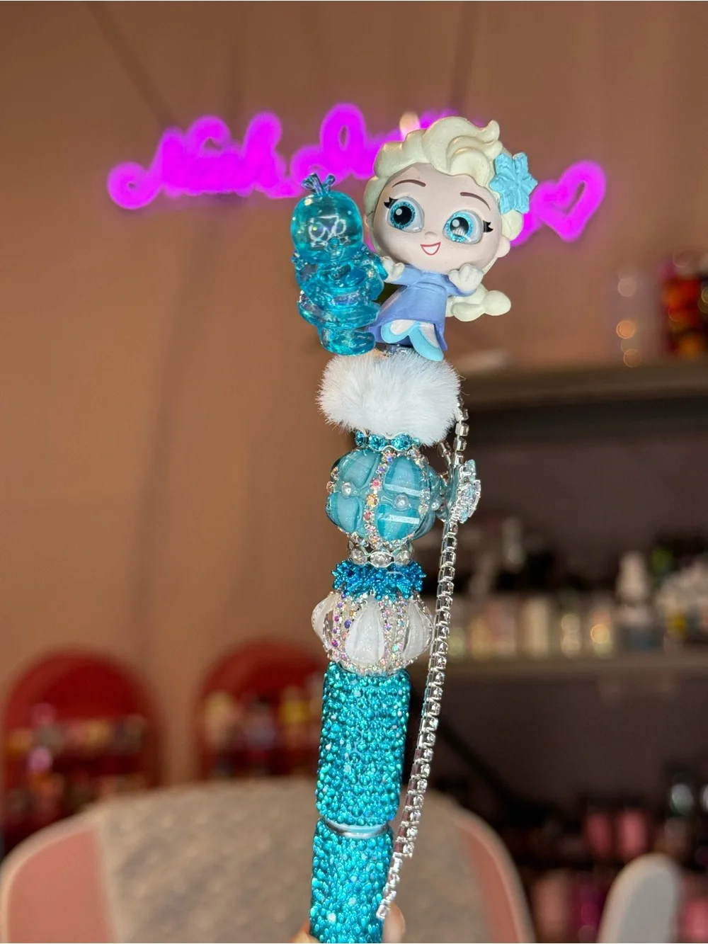 Doorable Elsa beadable pen